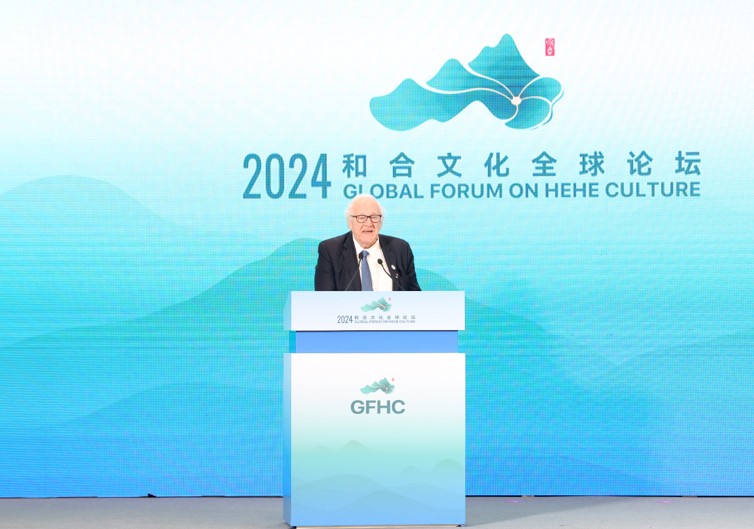 6马克林 中国政府友谊奖获得者，格里菲斯大学荣誉教授，澳大利亚联邦人文学院院士.jpeg