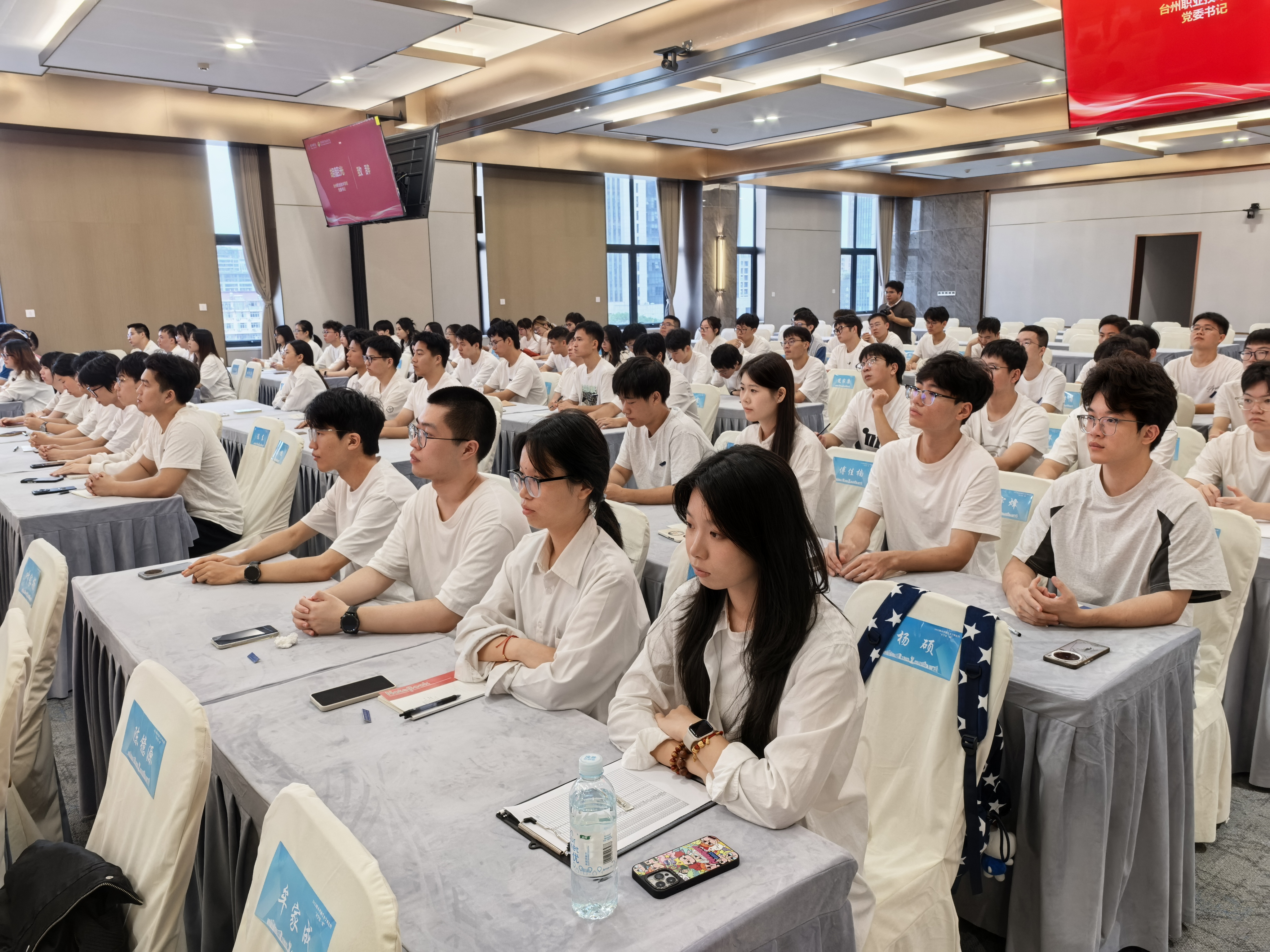 微信图片_20251019195927_86_21.jpg